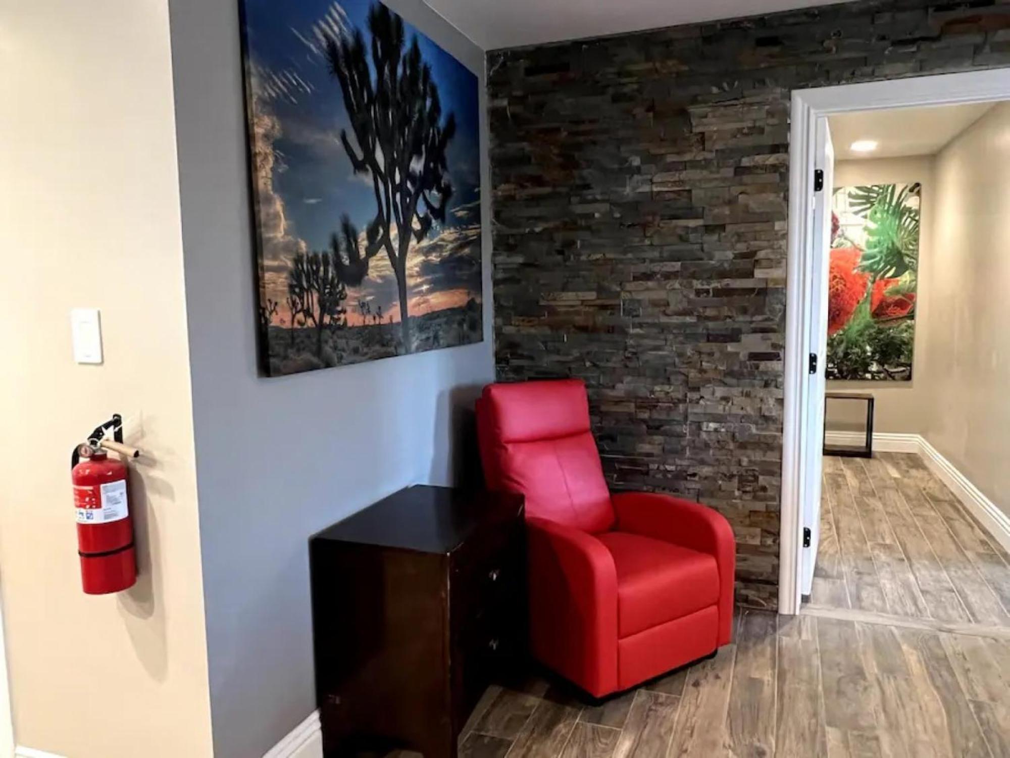 Lux Private Home - Pool, Billiards, 8 Smart Tvs, Board Games, Cotton Bedding - The Stone Sanctuary At Mccullough Hills Trailhead 拉斯维加斯 外观 照片