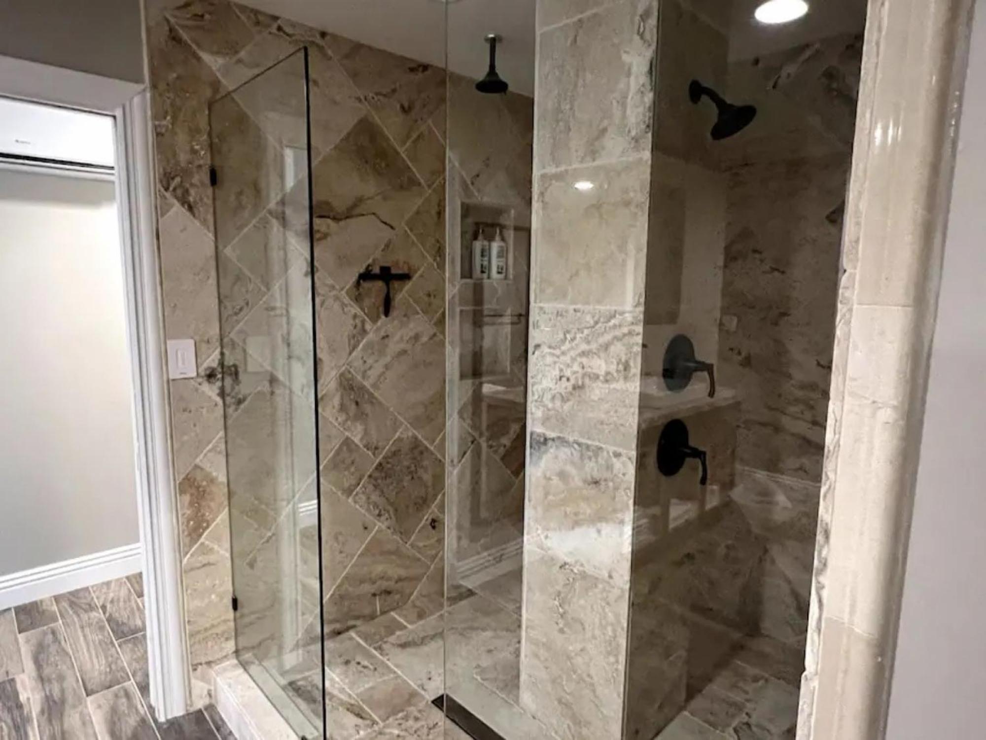 Lux Private Home - Pool, Billiards, 8 Smart Tvs, Board Games, Cotton Bedding - The Stone Sanctuary At Mccullough Hills Trailhead 拉斯维加斯 外观 照片
